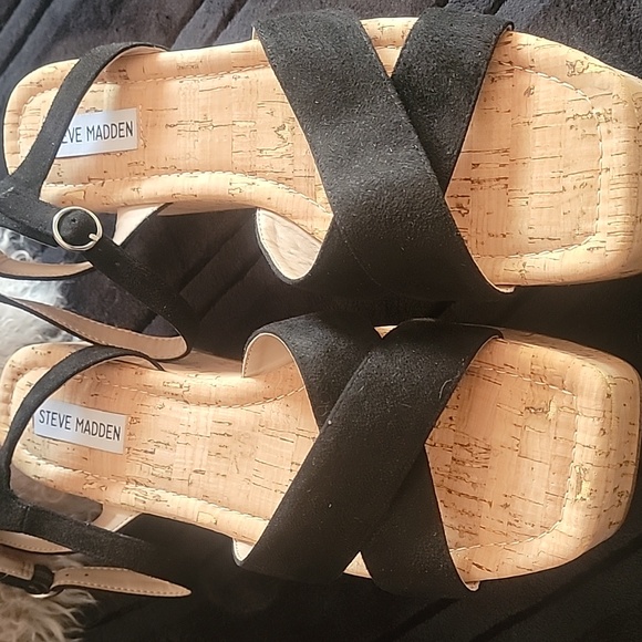 Cute Sandals by Steve Madden. - Picture 5 of 10